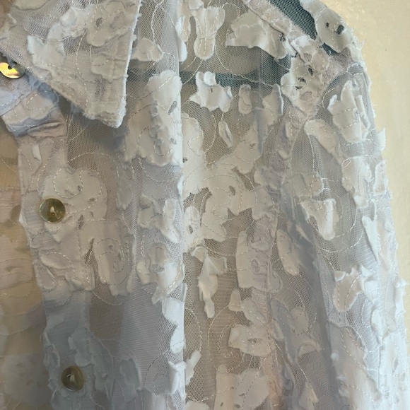 Dana Taylor White Floral Lace Button-Front Shirt - Picture 3 of 4